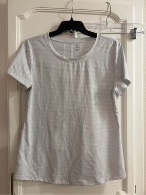 Talbots White with black dots Short Sleeve Crewneck Tee